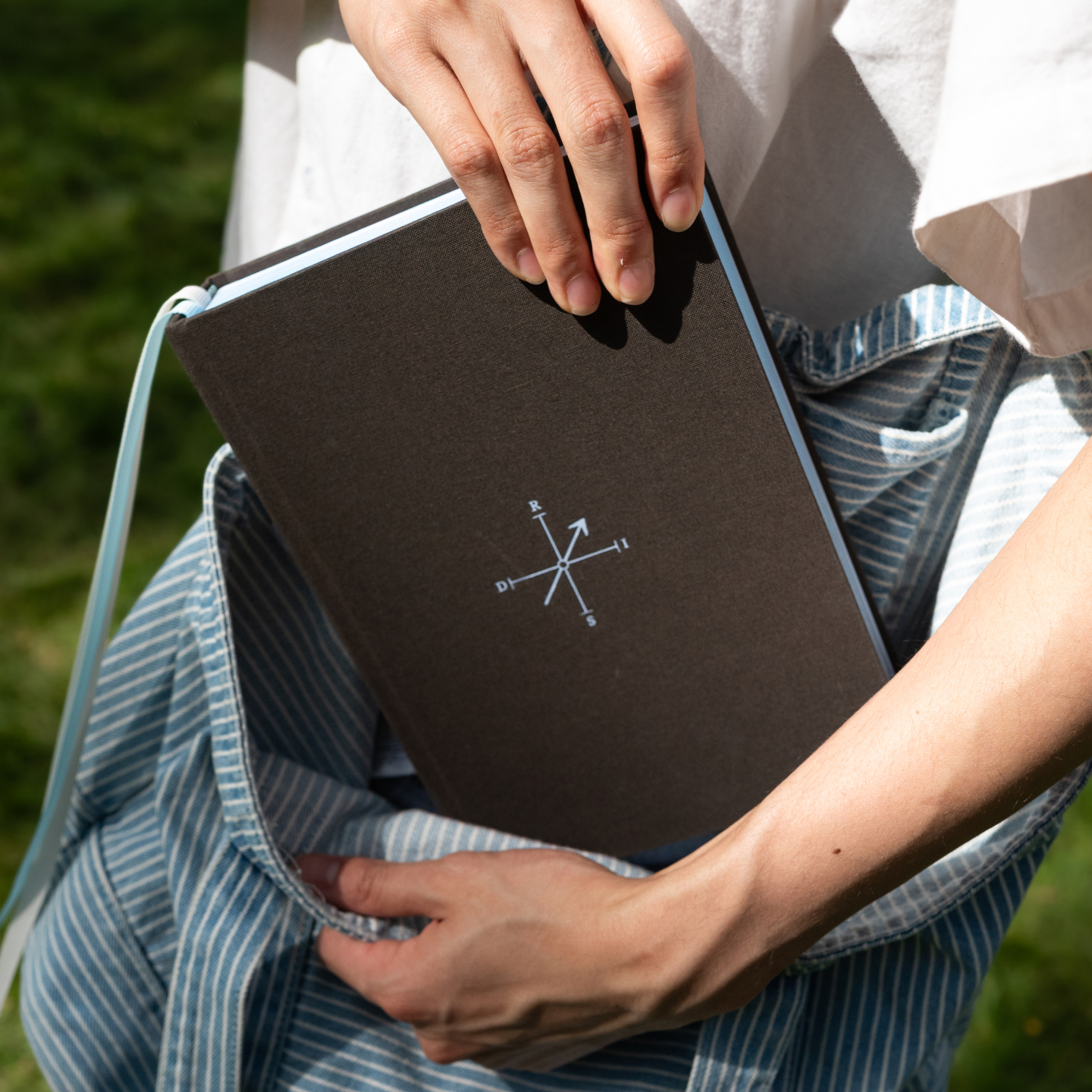 RISD 2026 Yearbook - in situ with tote